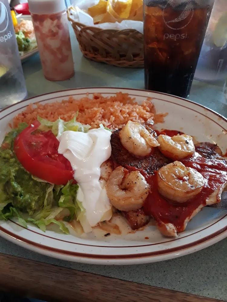 Pollo Y Camaron a La Piña